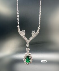 EMERALD ZIRCON STONE WOMEN'S NECKLACE - 1