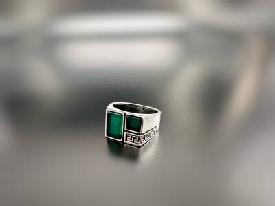 GREEN AGATE STONE SILVER MEN'S RING - 1