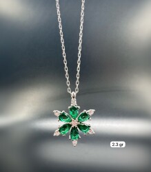 SNOWFLAKE EMERALD ZIRCON STONE WOMEN'S NECKLACE - 1